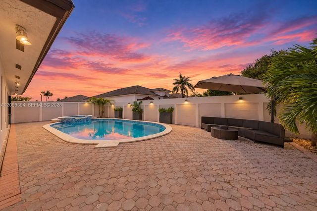 4 of 42 - 8936 Nw 150th Terrace, Miami Lakes, FL
