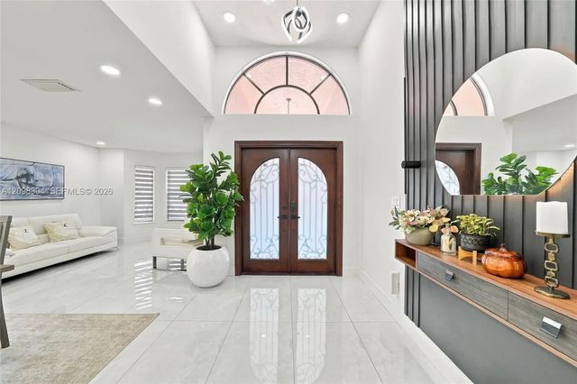 5 of 42 - 8936 Nw 150th Terrace, Miami Lakes, FL