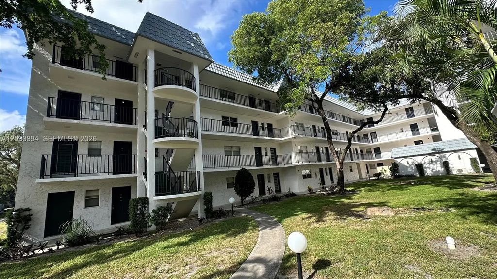 3360 Spanish Moss Terrace #403, Lauderhill