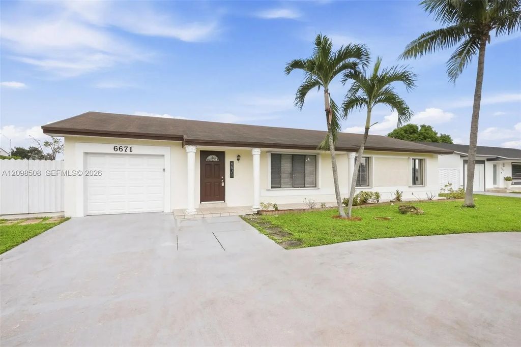 6671 Nw 199th Street, Hialeah