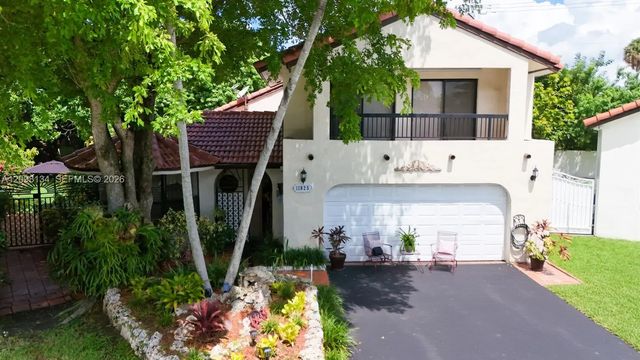 11825 Sw 104th Terrace, Miami