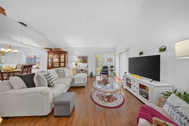 5 of 34 - 11825 Sw 104th Terrace, Miami, FL