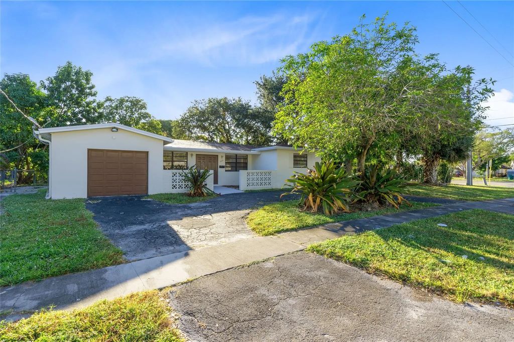 2208 Nw 63rd Avenue, Sunrise