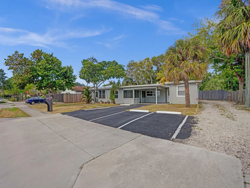 1206 Ne 3rd Avenue, Delray Beach