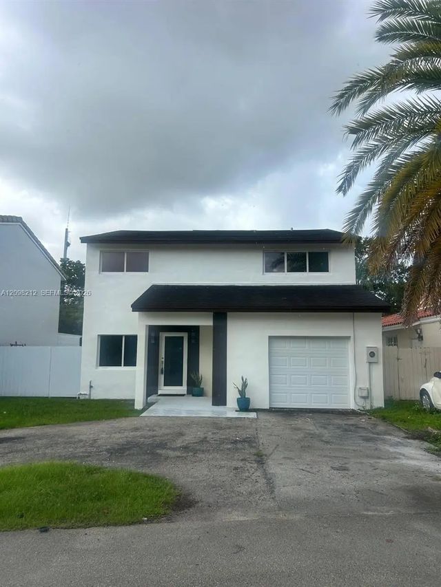 14220 Sw 111th Lane, Miami