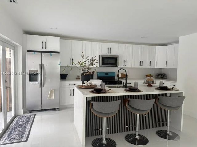 3 of 20 - 14220 Sw 111th Lane, Miami, FL