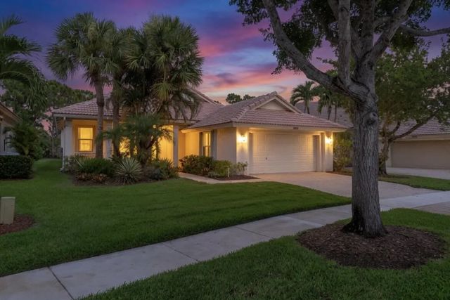 4 of 43 - 9110 Bay Harbour Circle, West Palm Beach, FL