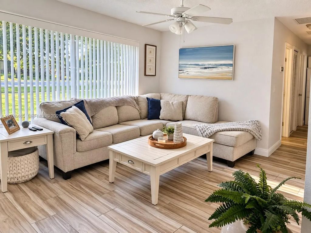 1101 E River Drive, Margate