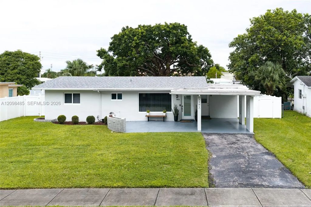 1101 E River Drive, Margate