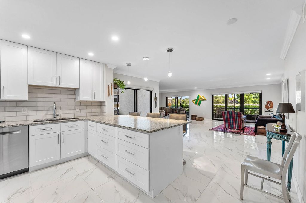 12 Stratford Drive E #a, Boynton Beach