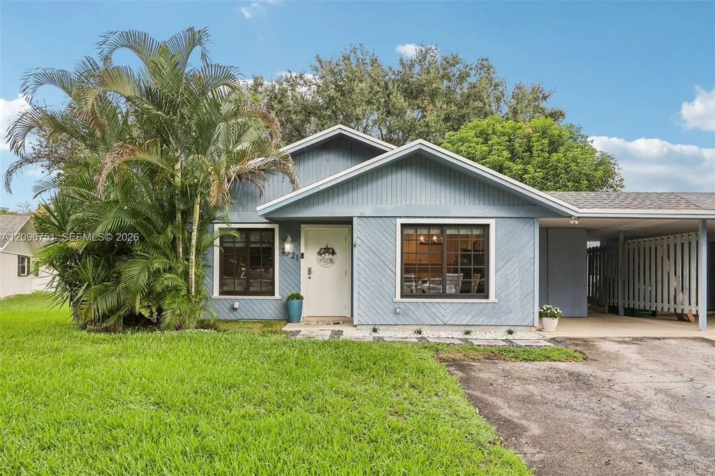 3721 W Valley Green Drive #48, Davie