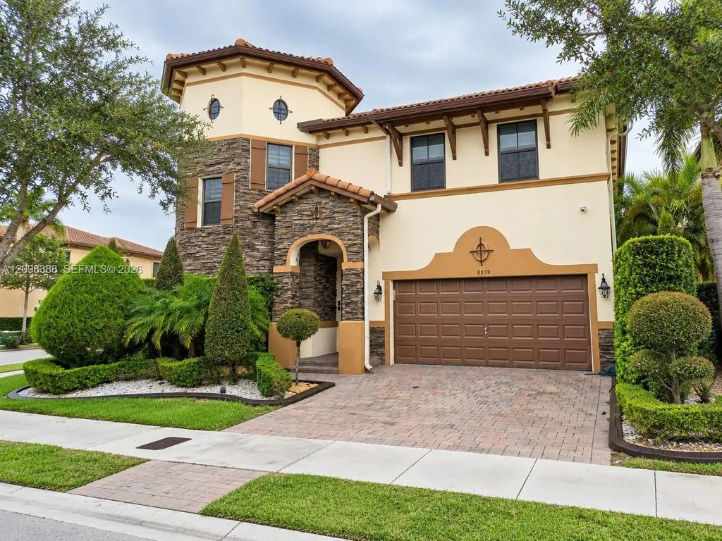 8870 Nw 99th Avenue #8870, Doral