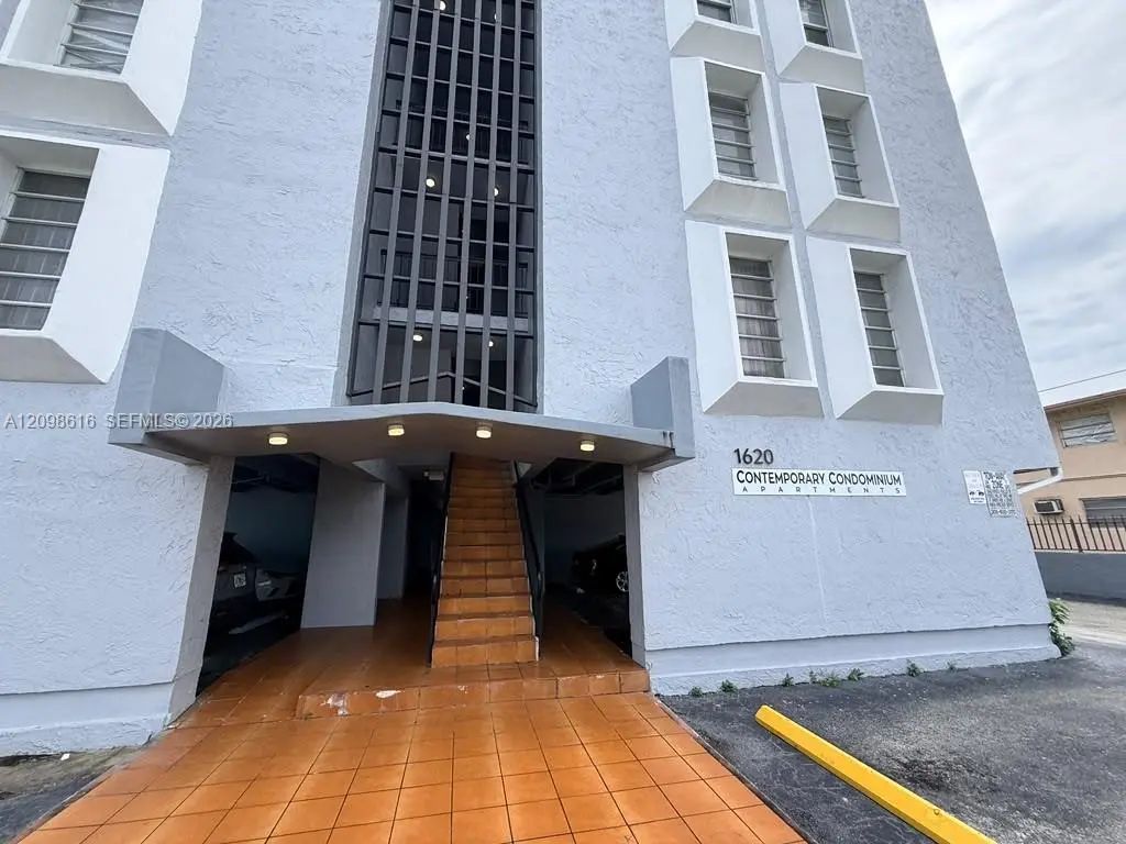1620 Sw 1st Street #15, Miami