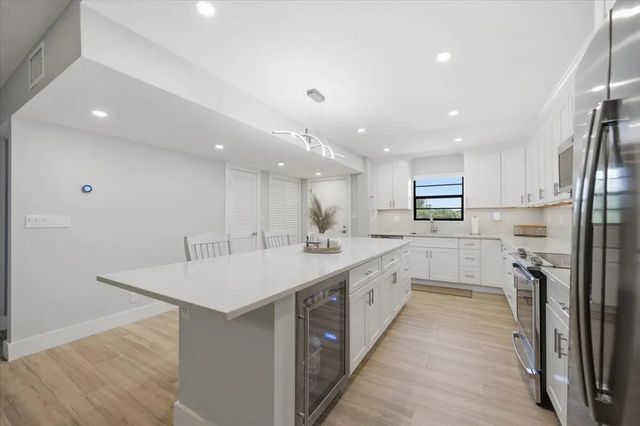 5 of 29 - 300 N Highway A1a #304d, Jupiter, FL