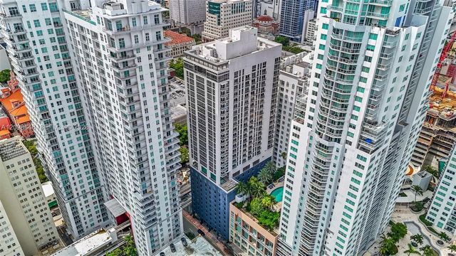 3 of 35 - 227 Ne 2nd Street #3106, Miami, FL