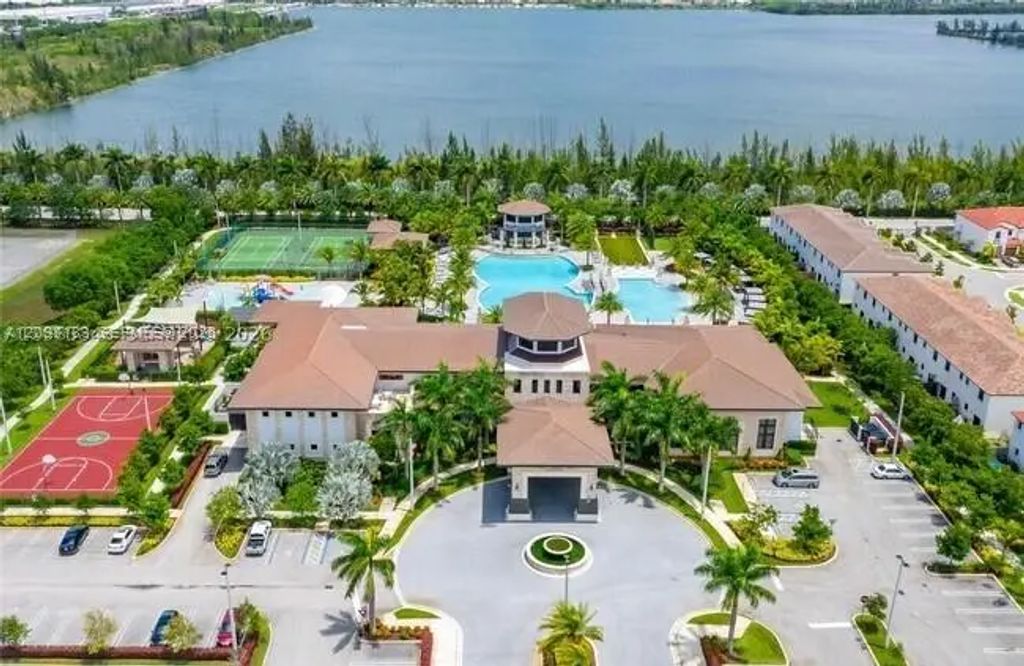 10434 Nw 78, Doral