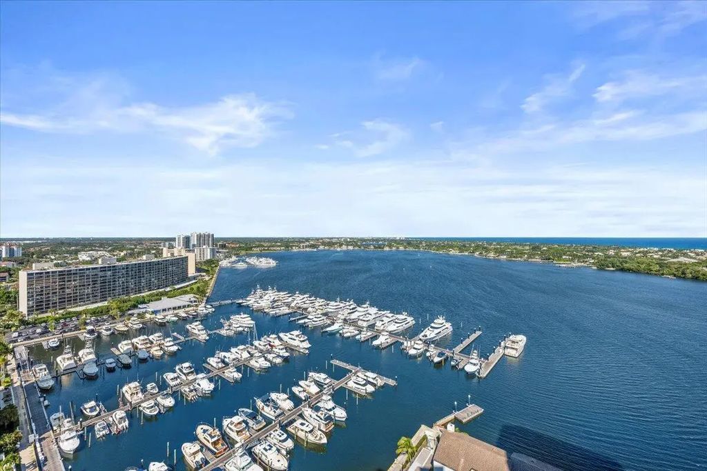 100 Lakeshore Drive #2156, North Palm Beach