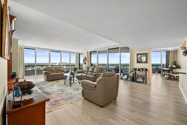 3 of 43 - 100 Lakeshore Drive #2156, North Palm Beach, FL