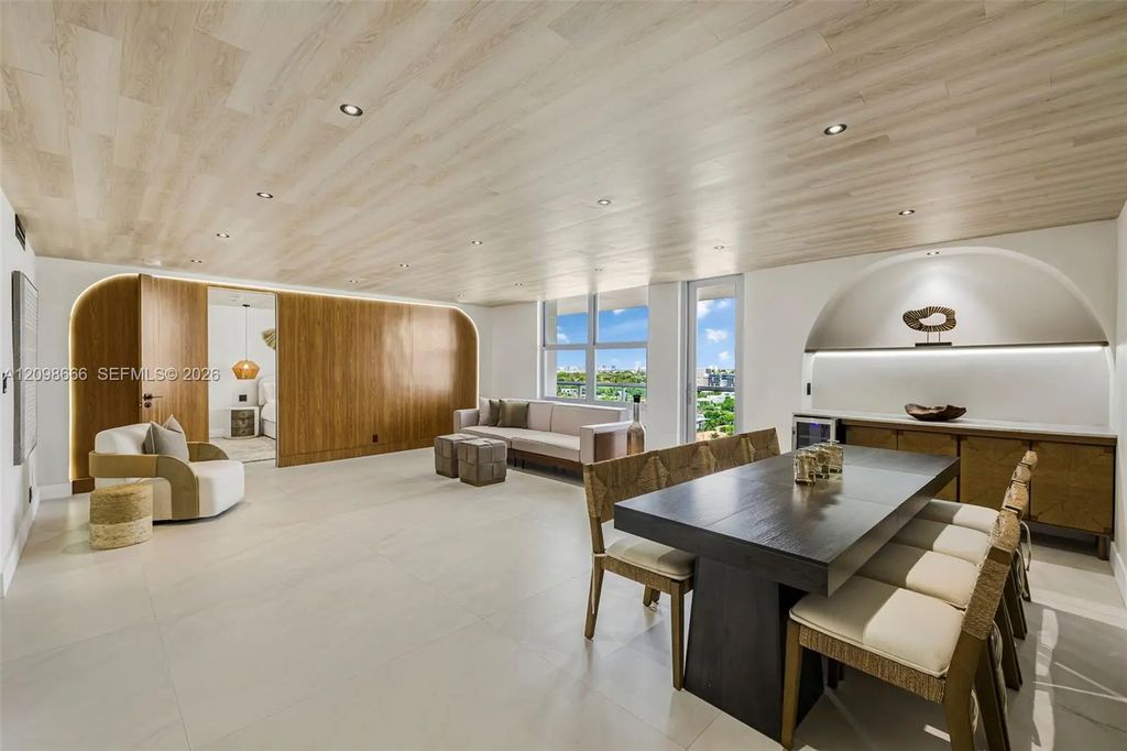 9511 Collins Avenue #1209, Surfside
