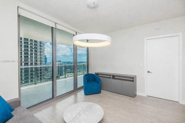 2 of 21 - 488 Ne 18th Street #4406, Miami, FL