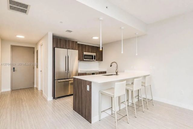 4 of 21 - 488 Ne 18th Street #4406, Miami, FL