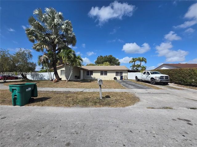 3 of 9 - 13377 Sw 46th Lane, Miami, FL