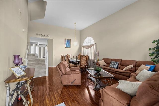 5 of 44 - 1126 Sw East Louise Circle, Port St. Lucie, FL
