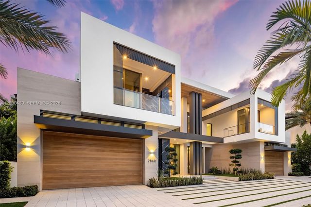 3 of 76 - 2560 Del Lago Drive, Fort Lauderdale, FL