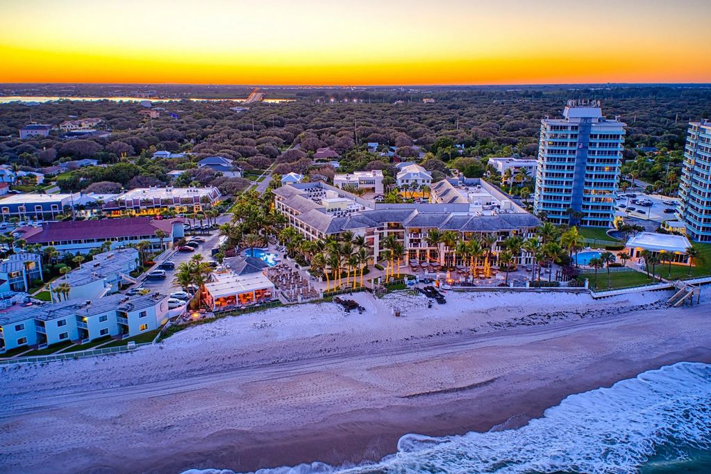 3500 Ocean Drive #321, Vero Beach