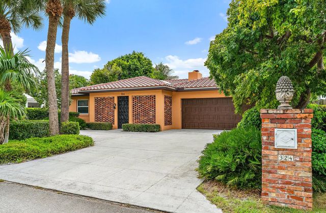 324 Sandal Lane, Palm Beach Shores