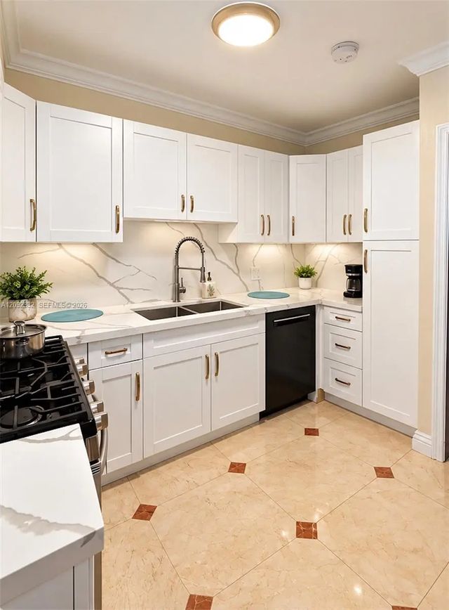 4 of 14 - 700 Biltmore Way #1212, Coral Gables, FL