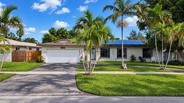 3 of 18 - 8111 Sw 205th Street, Cutler Bay, FL