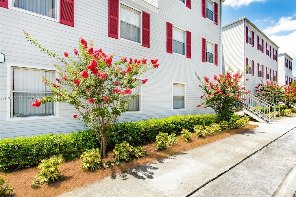 6085 Winegard Road, Orlando