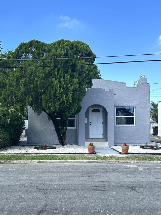 2 of 25 - 4107 Virginia Terrace, West Palm Beach, FL