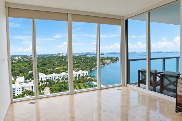 601 Ne 36th Street #2004, Miami