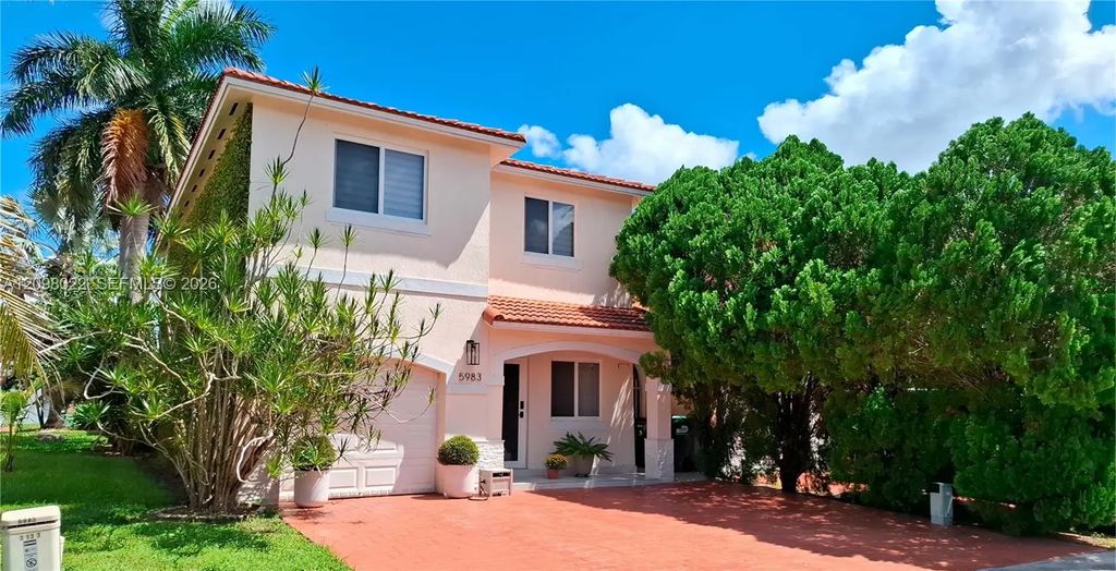 5983 Sw 162nd Place, Miami