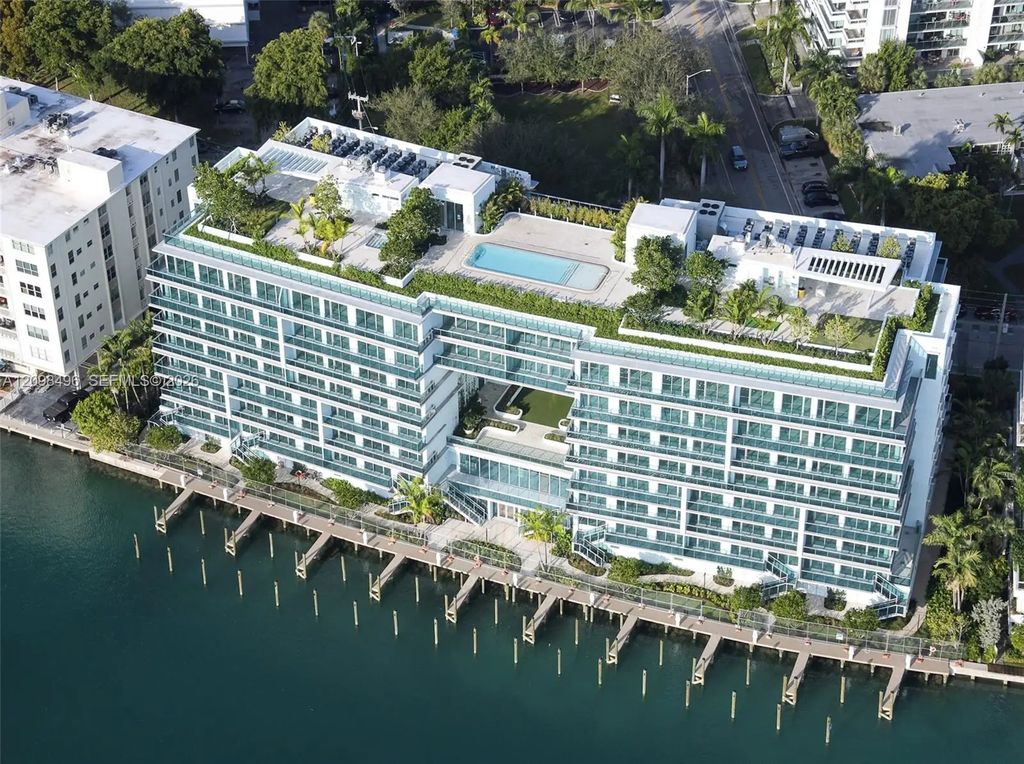 9221 E Bay Harbor Drive #311, Bay Harbor Islands