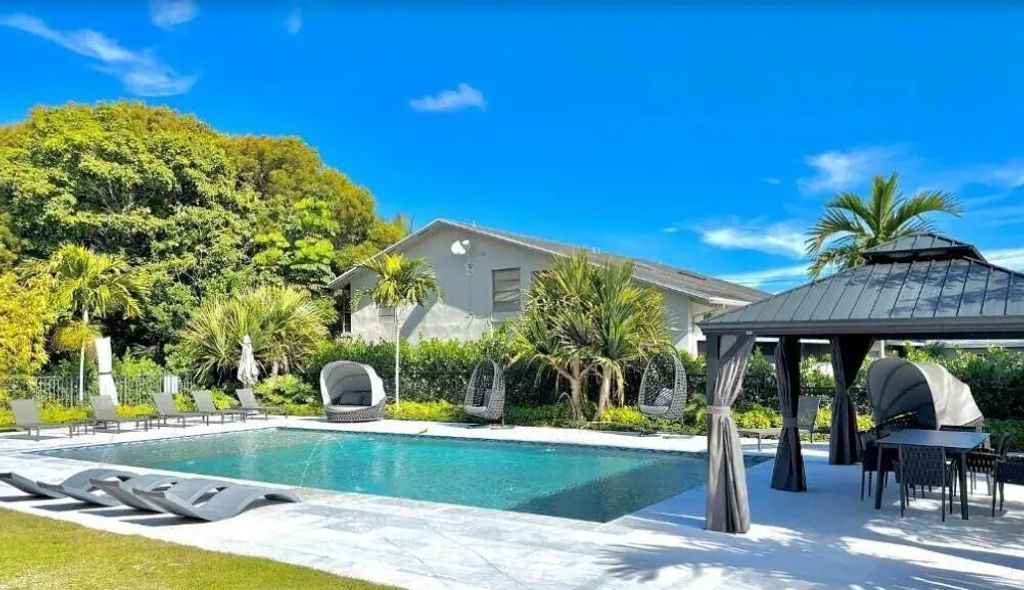 660 Coventry Street #3, Boca Raton