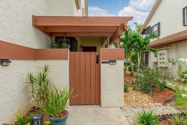 2 of 46 - 12660 Shoreline Drive #1c, Wellington, FL