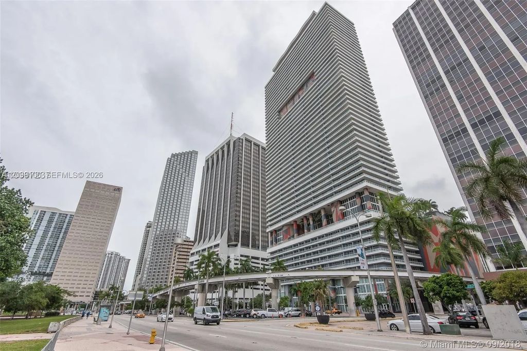 50 Biscayne Boulevard #1508, Miami