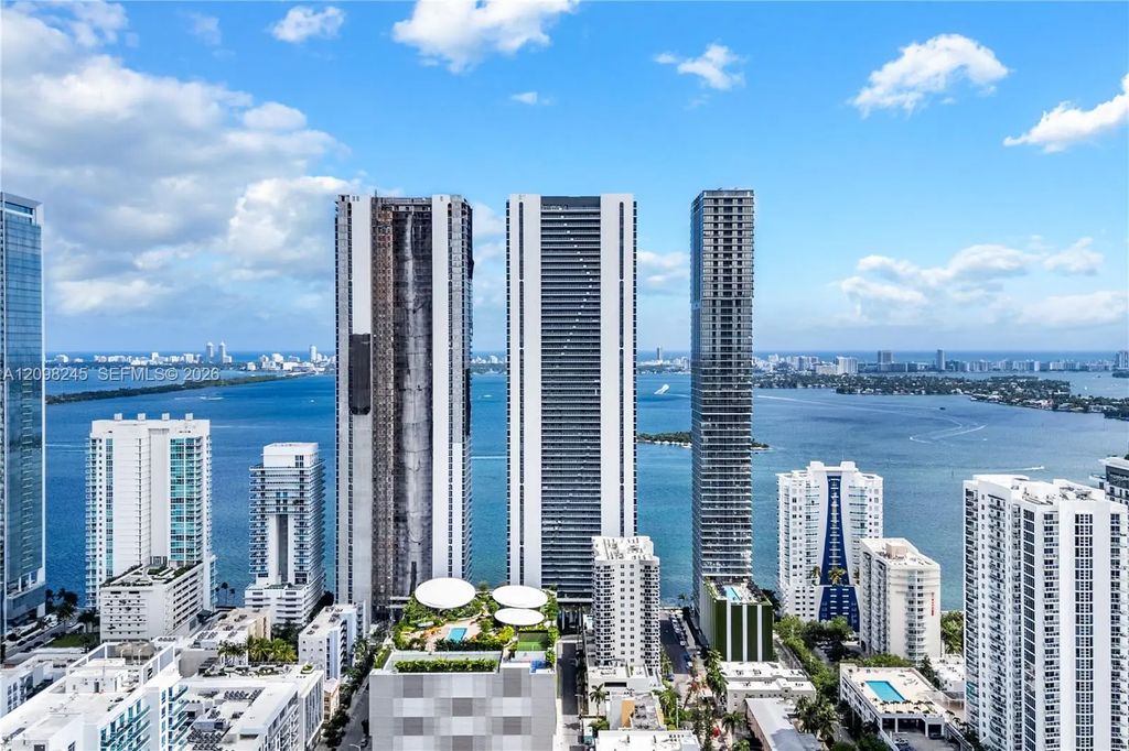 700 Ne 24th Street #5401b, Miami