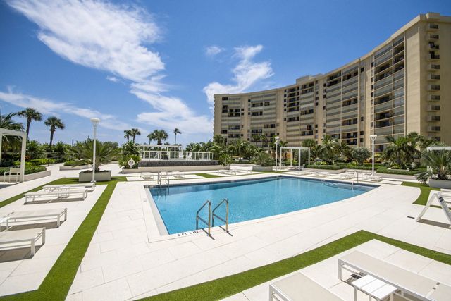 200 Ocean Trail Way #209, Jupiter