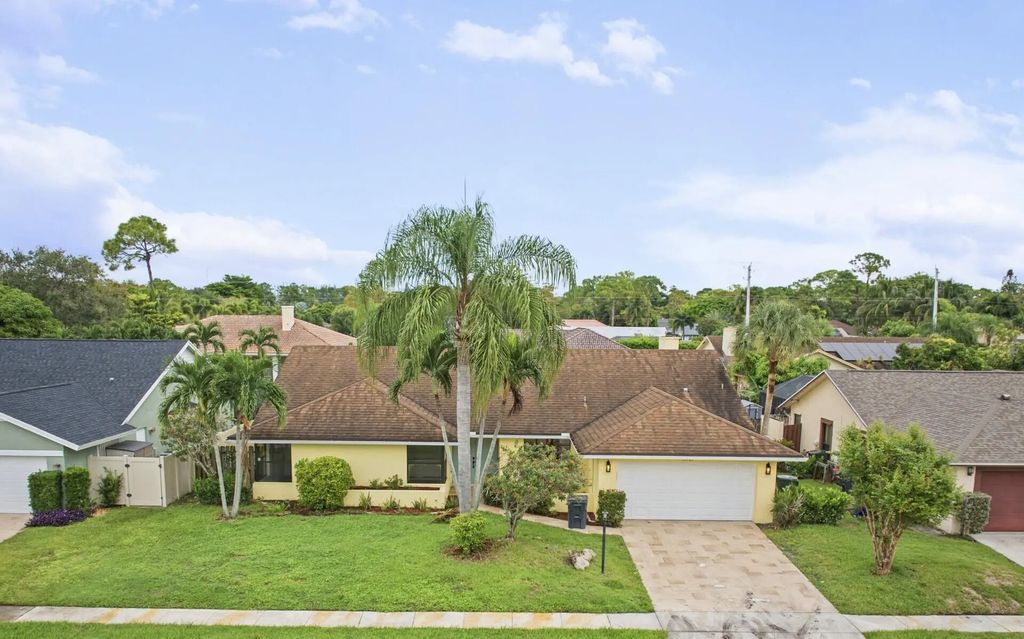 13787 Exotica Lane, Wellington