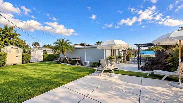 2 of 13 - 9911 Haitian Drive, Cutler Bay, FL