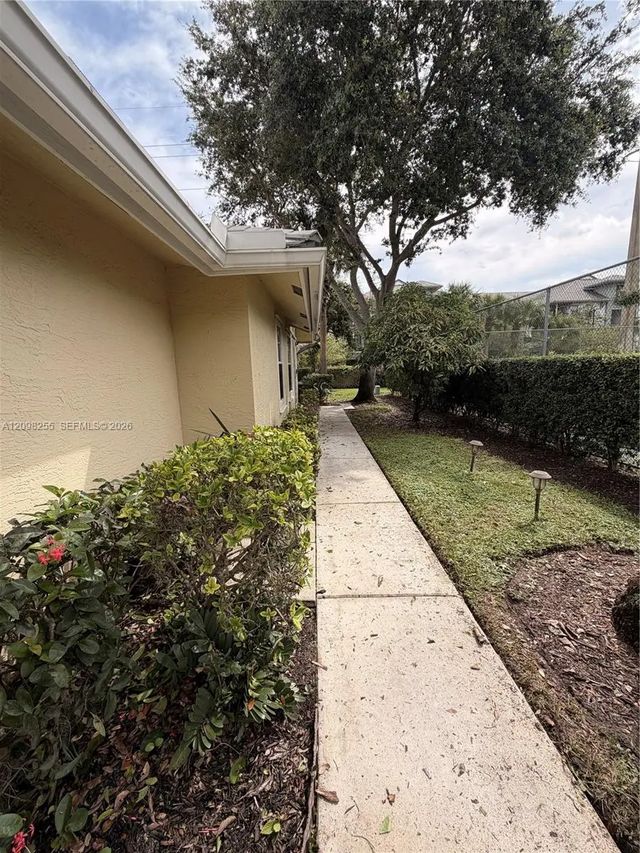 2 of 19 - 12802 Woodmill Drive, Palm Beach Gardens, FL