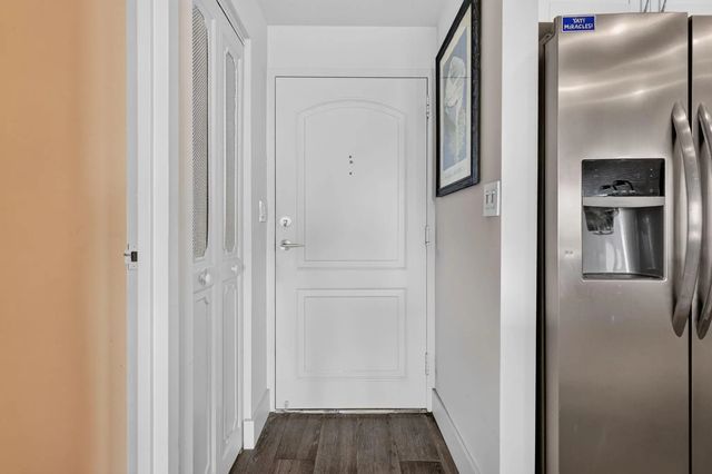 4 of 43 - 3625 N Country Club Drive #1807, Aventura, FL