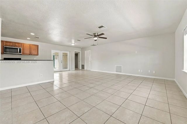 5 of 42 - 392 Nw Ferris Drive, Port St. Lucie, FL