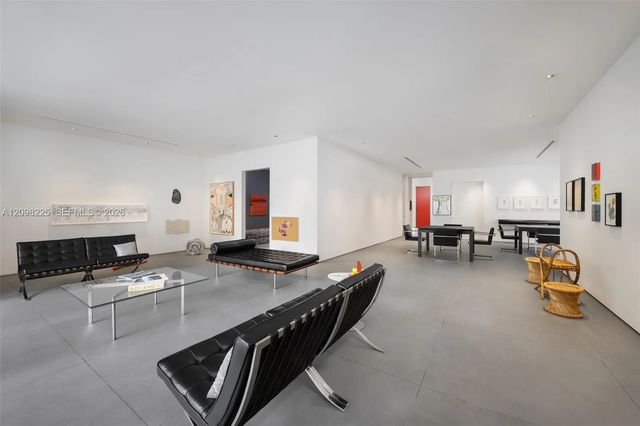 5 of 23 - 1828 Espanola Drive, Miami, FL