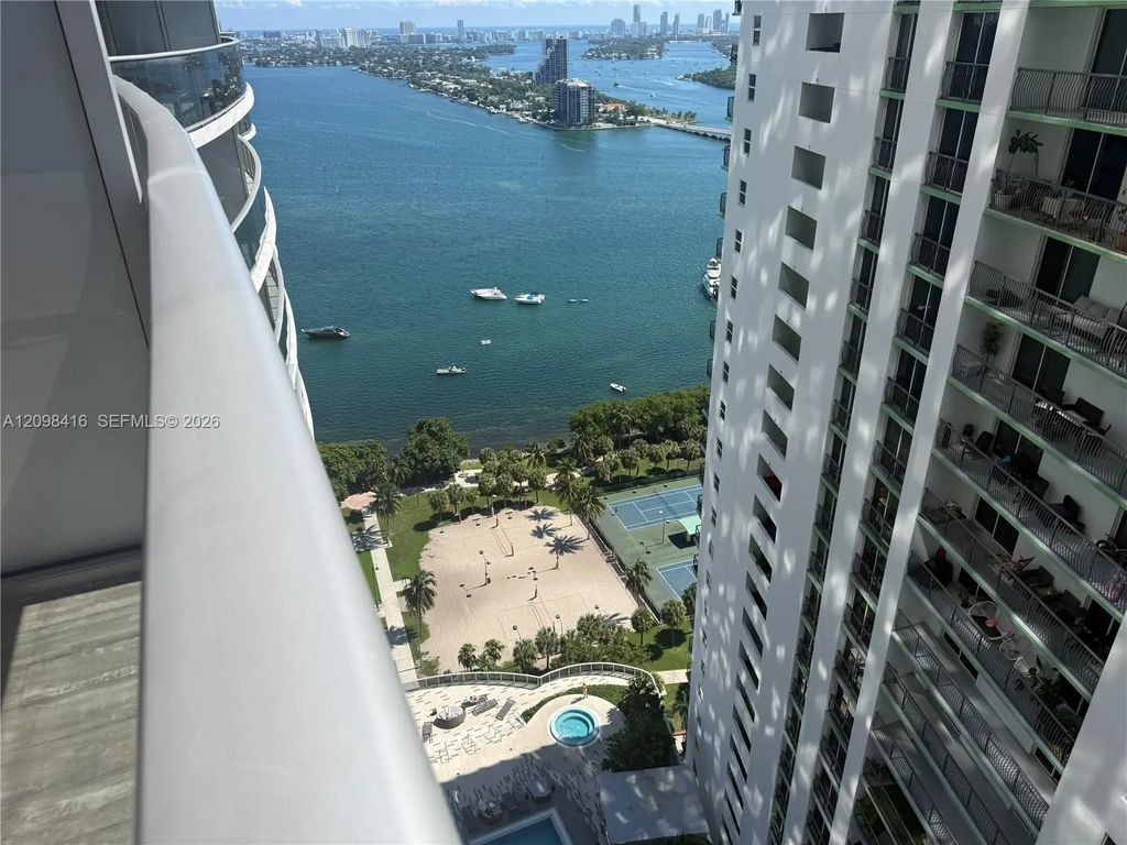488 Ne 18th Street #3104, Miami