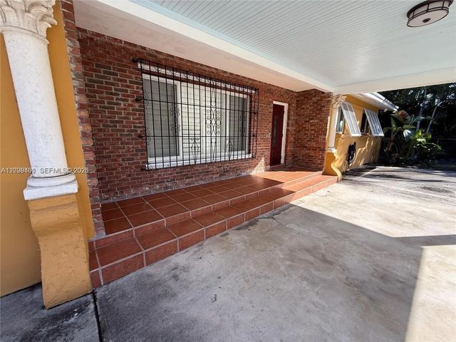 3 of 17 - 11845 Sw 97th Avenue, Miami, FL